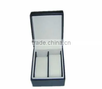 couple watch box