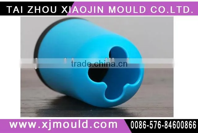 the most popular christmas plastic toothpaste holder