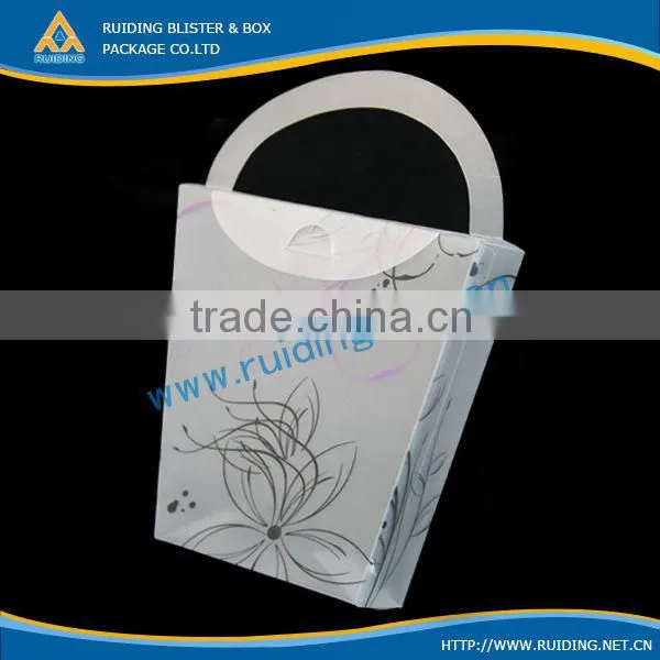 packaging tube with plastic lid