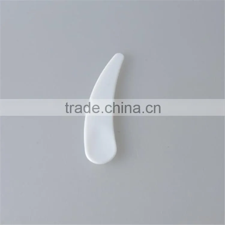 Free sample eye cream plastic cosmetic spoon