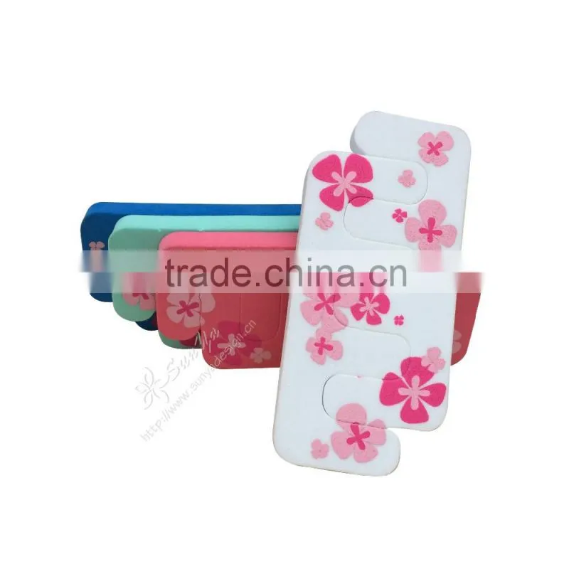 Foot care & toe separator