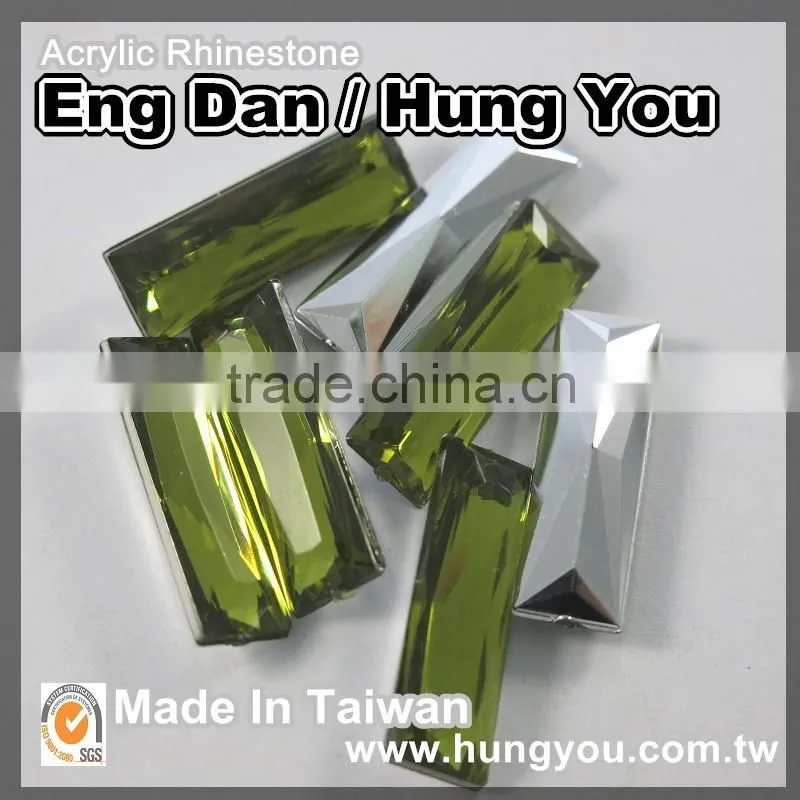 Fashion Accessories Made in Taiwan Flower Shape 2 Holes Rhinestones