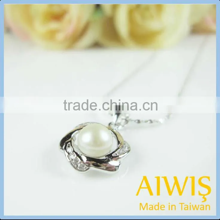 Fashion Natural FreshWater Pearls Sterling Silver Endant Necklace