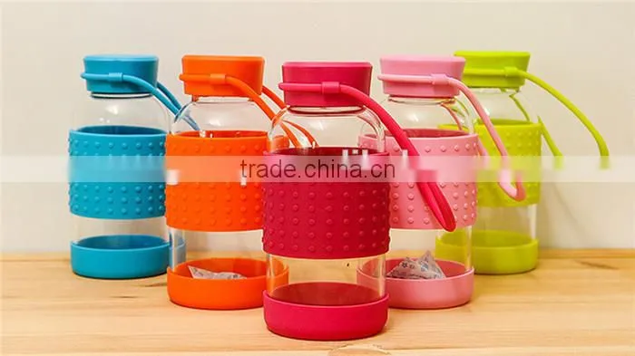 High quality cute baby feeding bottle,food grade BPA free baby feeding bottle,silicone glass milk bottle for baby feeding