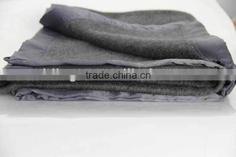 cheap wool cable blankets/bed throws