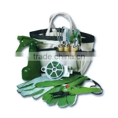 4 PIECE GARDEN TOOL SET
