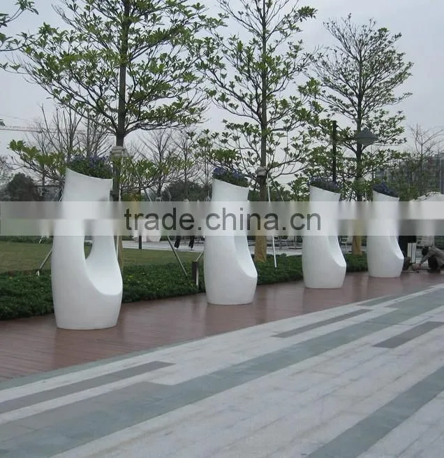 Modern large frp planter