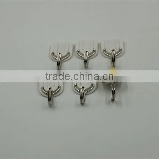30mm*24mm White color traditional U shape classic plastic metal hanging hook