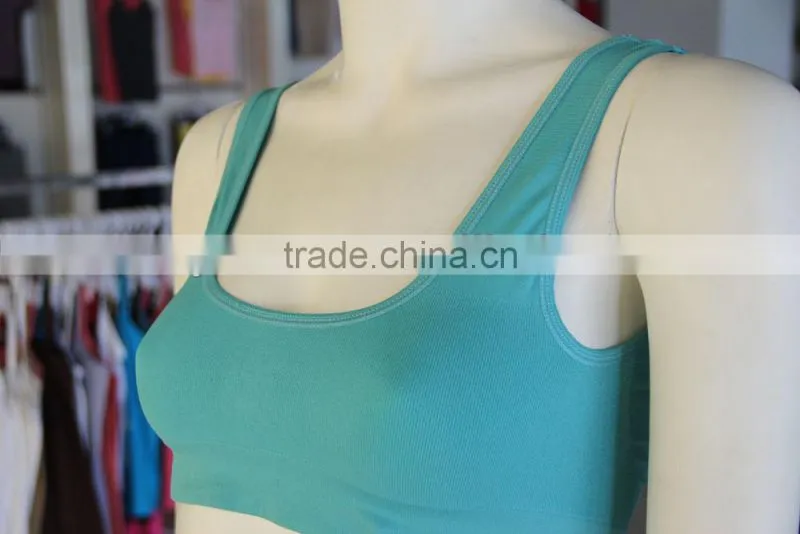 fashionable seamless low U sports bra