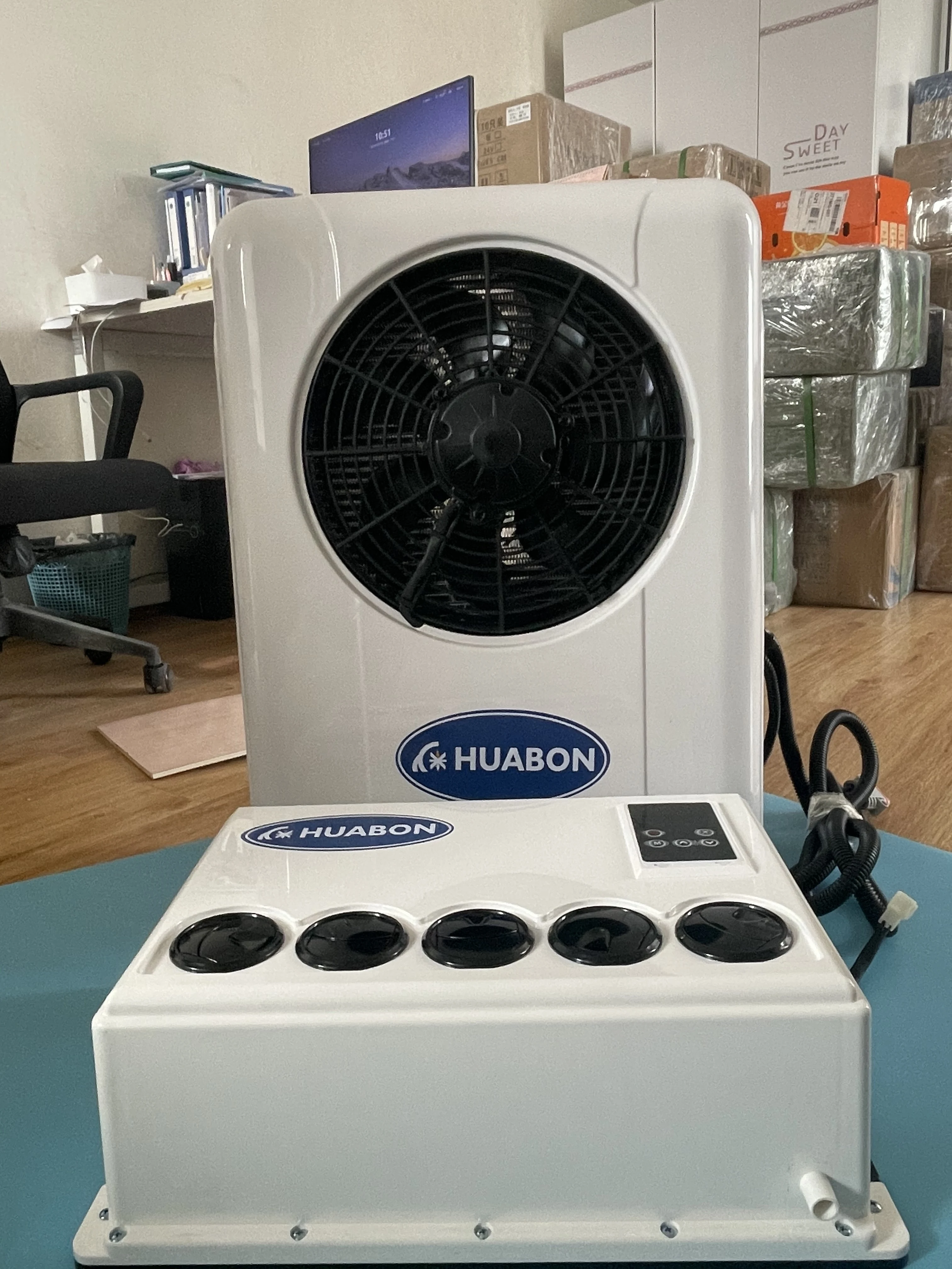 Split 12V Truck A/C