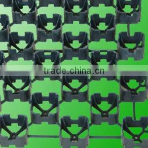 Interlocking grass pavers