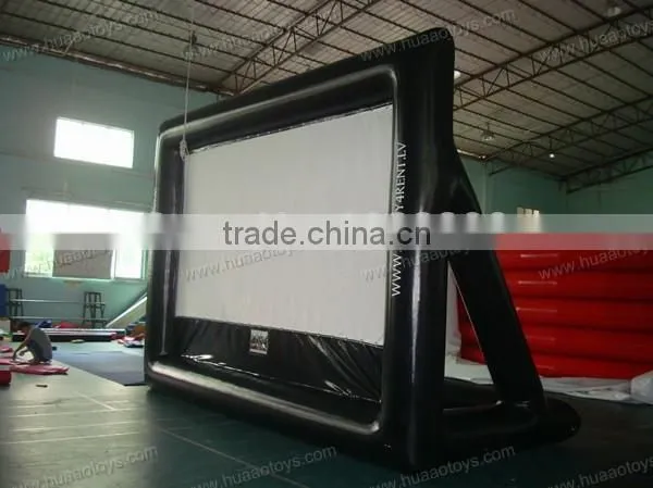Commercial inflatable projection screen