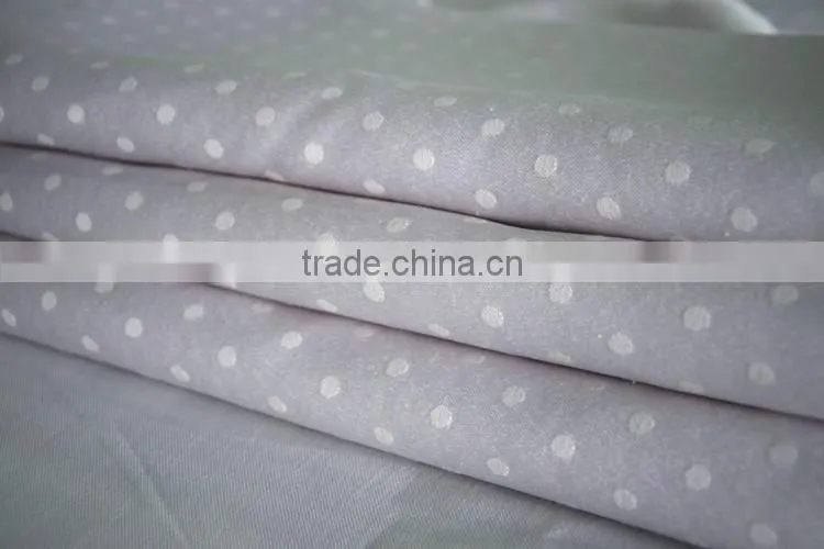 Fancy dot pattern 180gsm polyester jacquard fabric