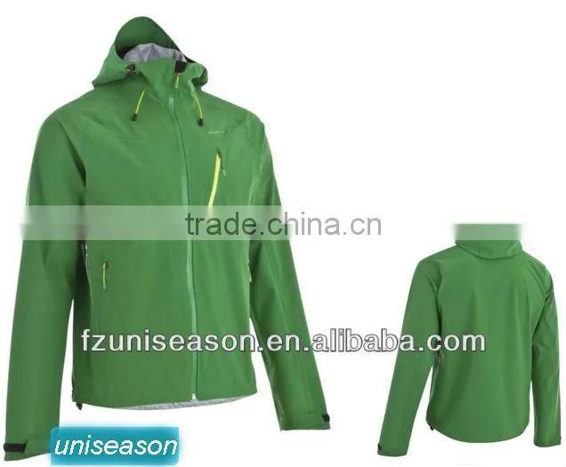 Waterproof green men sportwear for camping