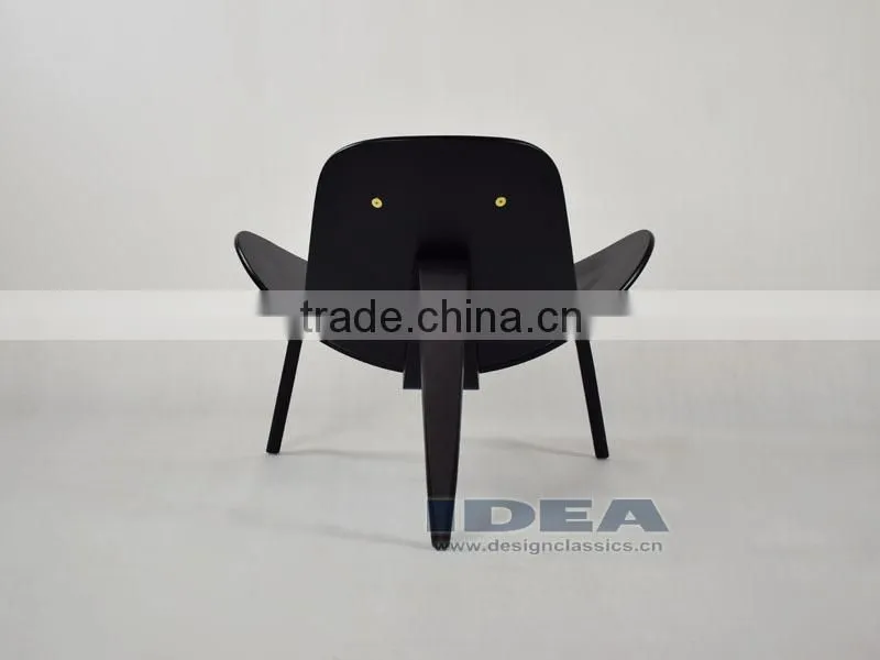 DC6018 Replica Hans Wegner Shell Chair - Black Shell/Black Leather pad
