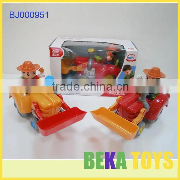 2014 Newest Toys White Kids Novelty Electric Led Robot Toy Small Plastic Cartoon Robot Toys