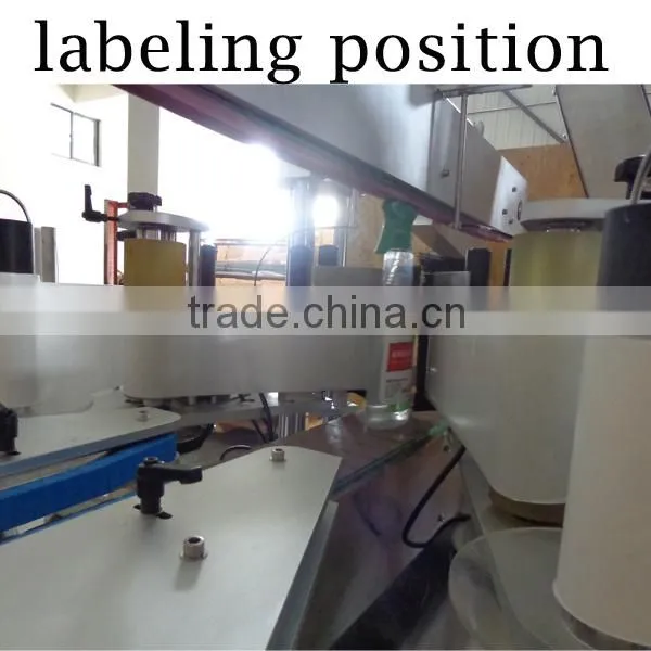 Adhesive Labeling Machine For Two Side White Wine Bottles