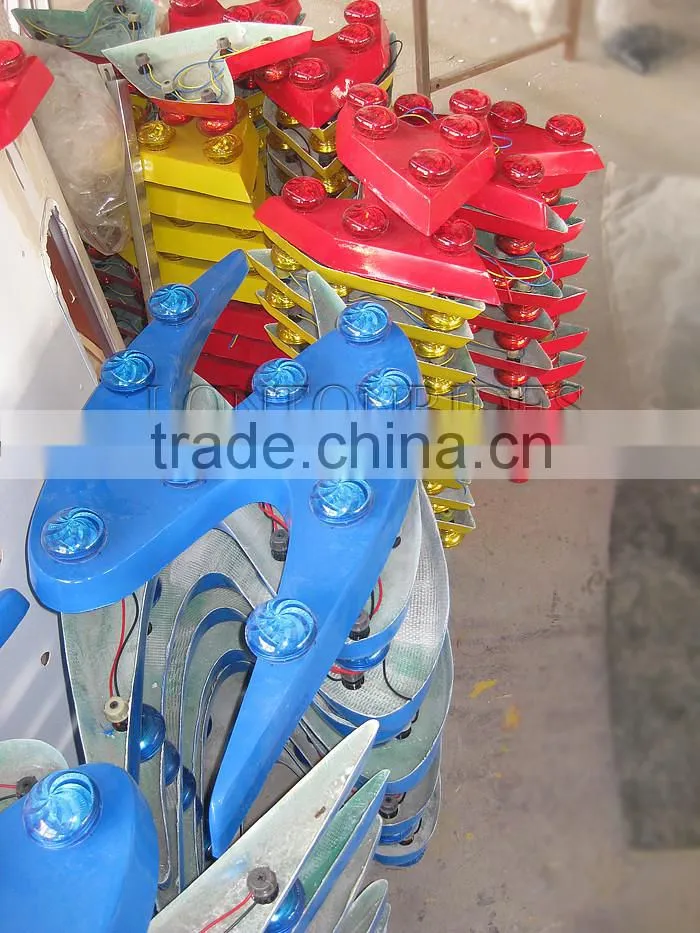 Entertainment UFO Equipment Thrill Track Cars Park Game Rides For Adult