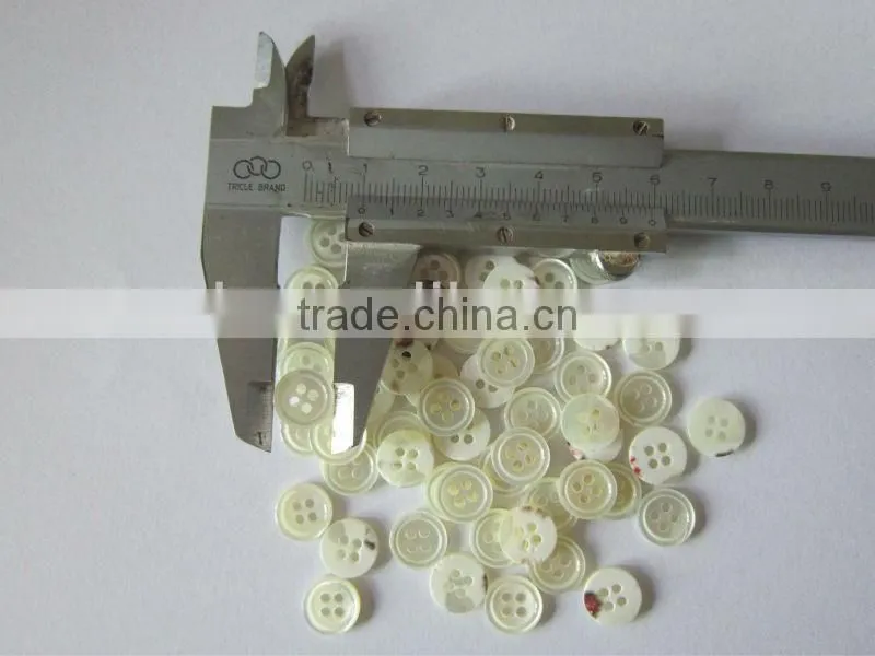 bleached 4 holes white trocas shell buttons with rim