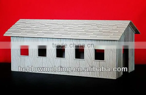 Custom Strong large pet hard plastic cage house with door and lock,small pet house