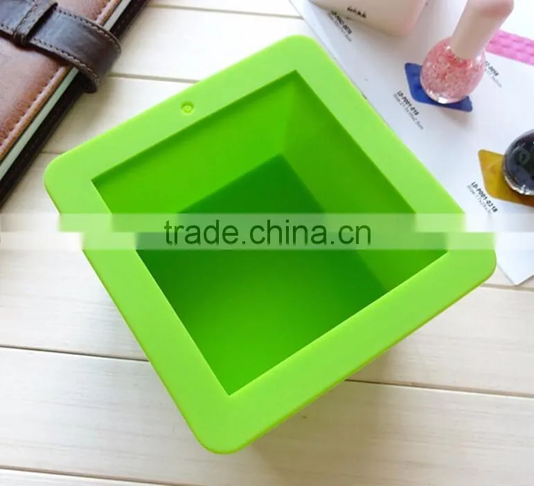 Wholesale cheap custom-made cake mold