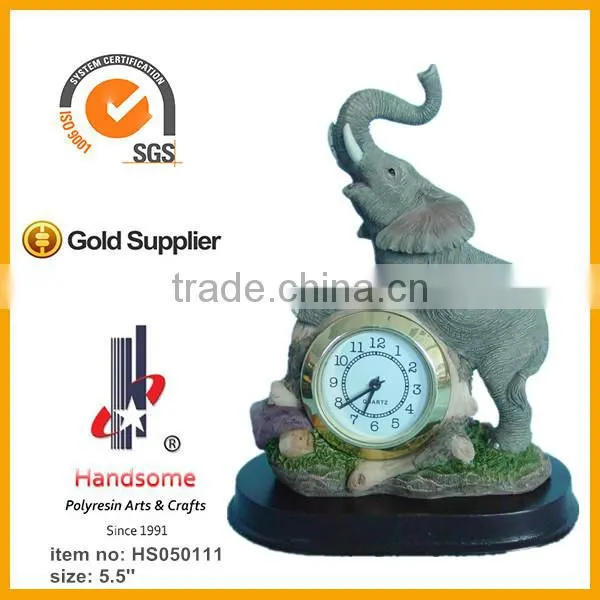 19'' polyresin christian jesus statue wall clock