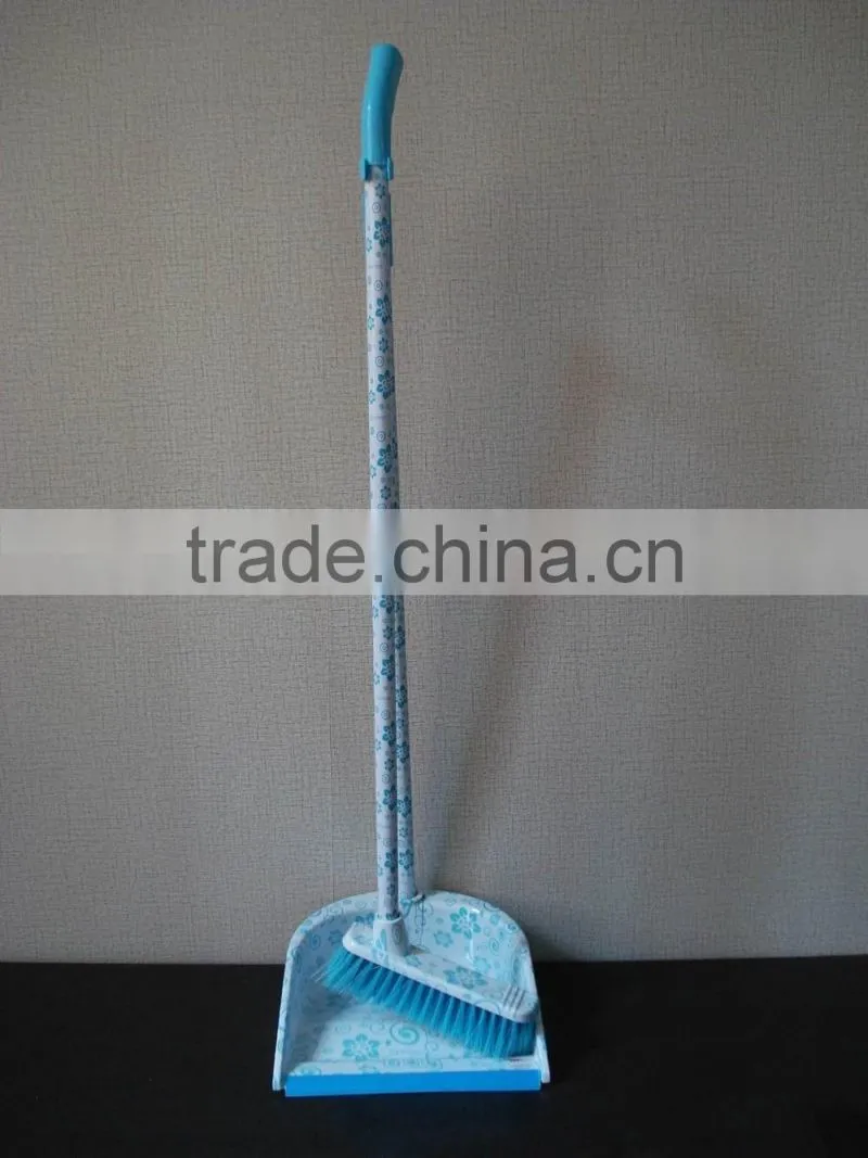 high quality household cleaning printing plastic dustpan with long handle