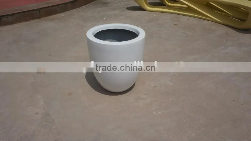 Modern white fiberglass vase pot