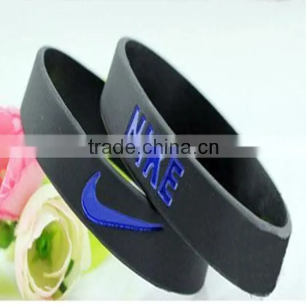 2016 new arrival bracelet silicone rubber bead bracelet women's dress bracelet factory price