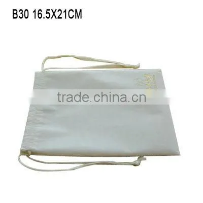 China Factory Custom Lovely Velvet Jewelry Pouch Bag Manufactures B28