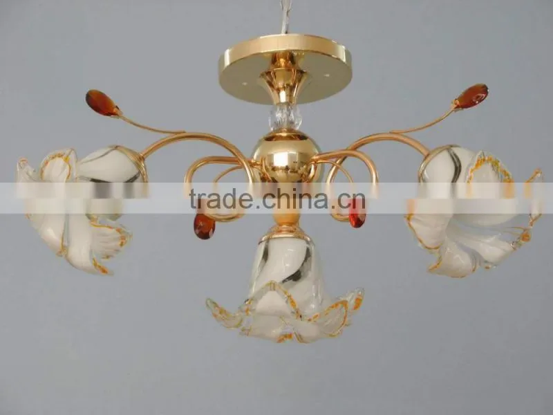 Luxury Golden Retro Vintage Home Decor Lily Flower Chandelier with China Export Factory