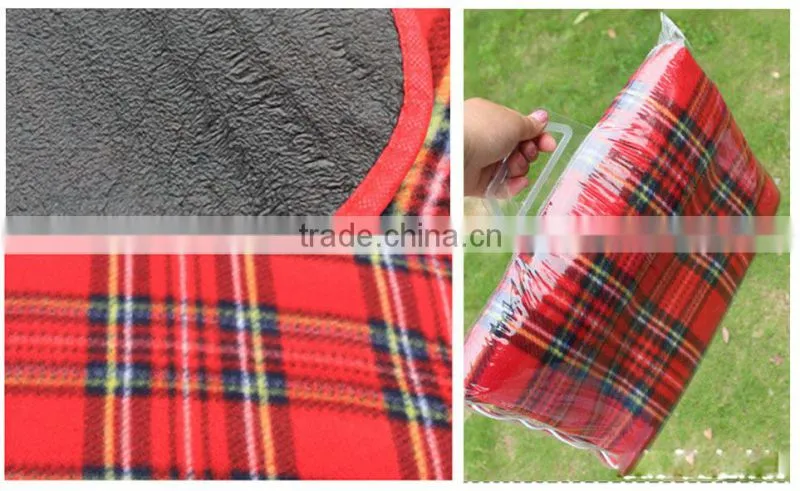 2015 Hot Colorful Dampproof Baby Crawling Pad Camping Too Outdoor Folding Padded Beach Picnic Mat
