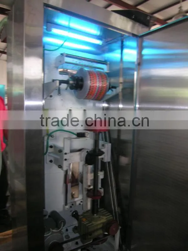Automatic liquid packing machine for water juice milk