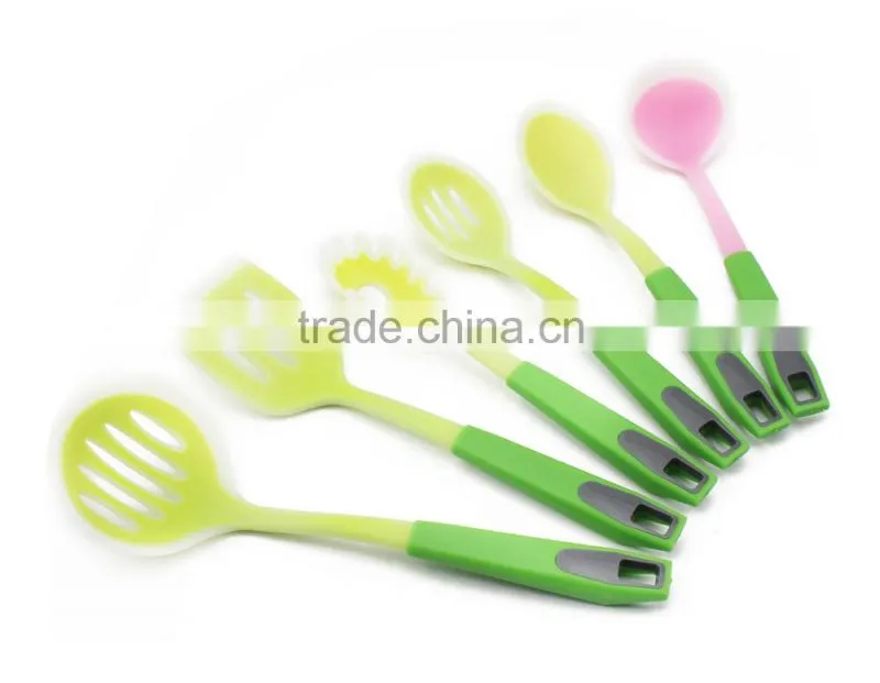 2015 New Style Food Grade Silicone Kitchen Utensil