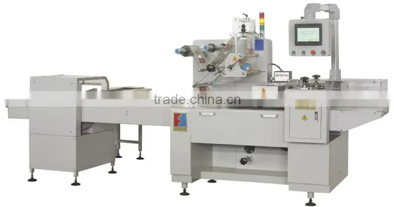 China horizontal Flow Wrap Automatic Pillow Packing Machine For Sale