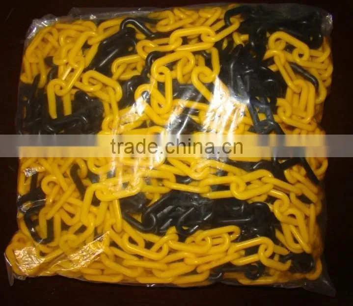 traffic roadway safety plastic chain