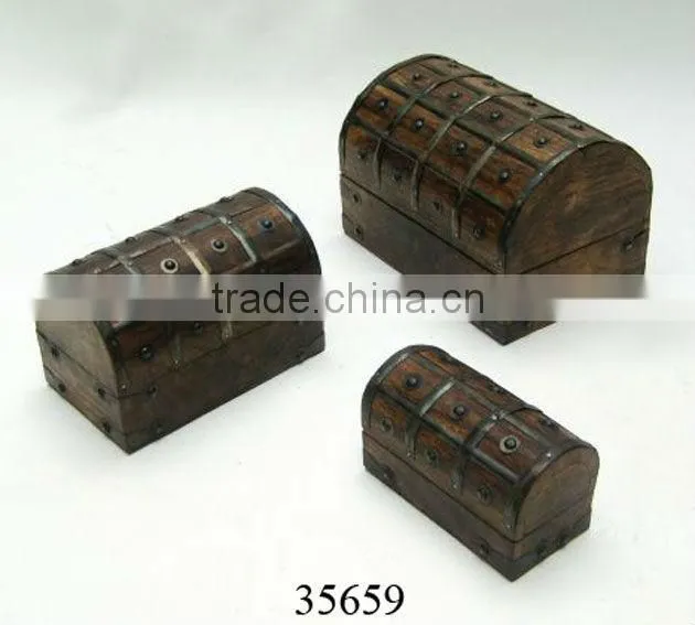 Wholesale Supplier of Carved wooden chest boxes