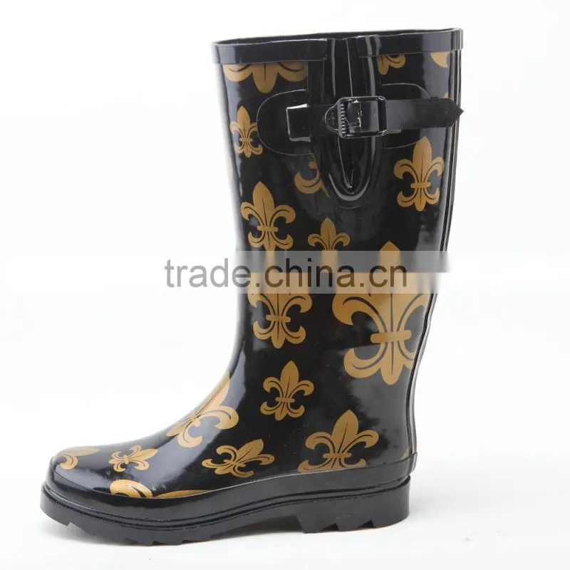 fashion and good quality woman rubber rain boots