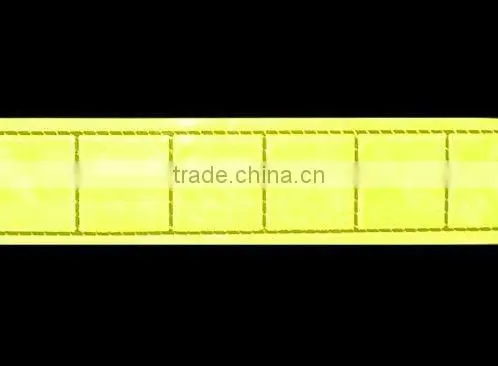High gloss screen printable reflective micro prismatic PVC tape
