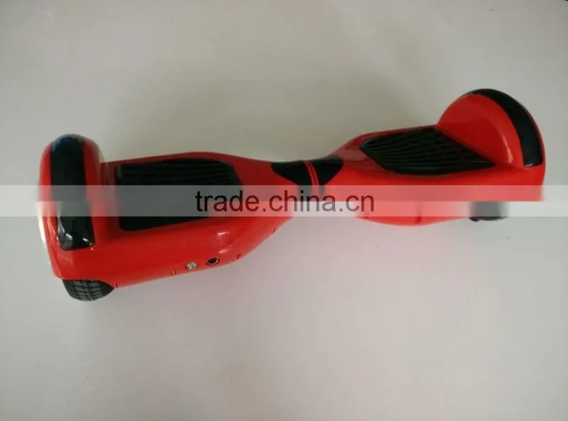 China Best Quality Hot Selling Cheap Price 6.5 inch Hoverboard Electric Skateboard with Bluetooth LED