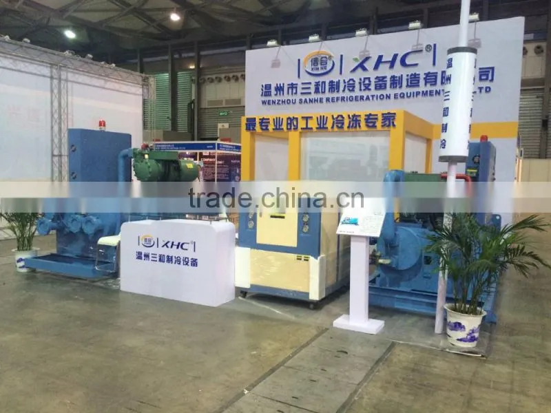 Injection molding machine using Small water cooled chiller unit
