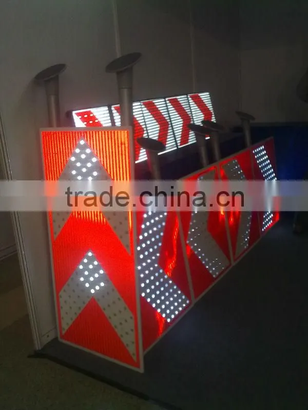 Solar Traffic Warning Sign with super brightness led