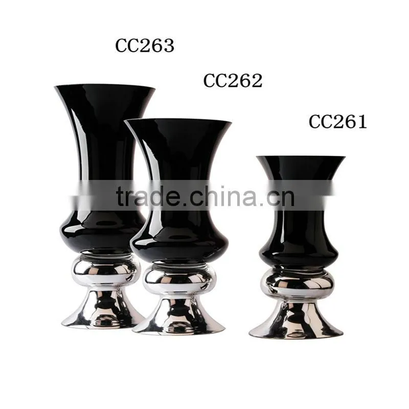 Tall black trumpet vase for wedding centerpieces