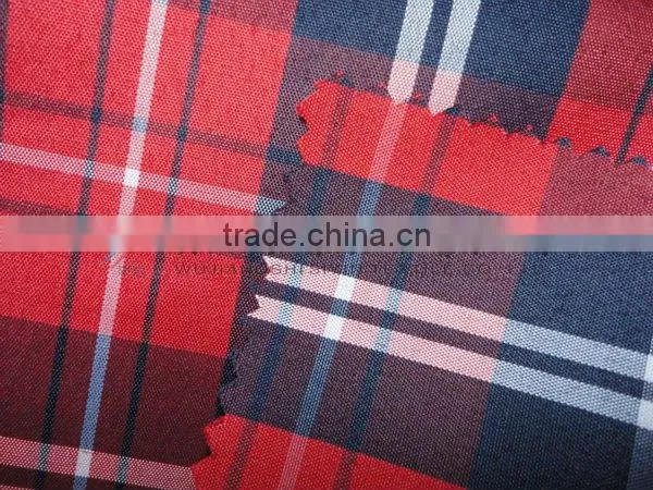 red checks beautiful yarn dyed fabric for shirt and blouses