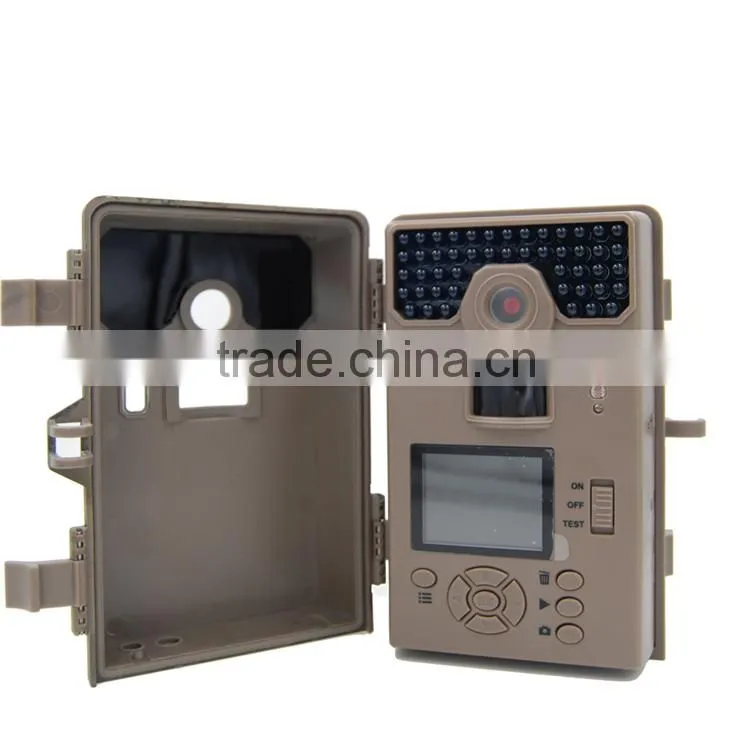 Night Vision Waterproof Outdoor Digital Hunting Camera 5 Mega Pixels Color CMOS MAX 32GB SD Card