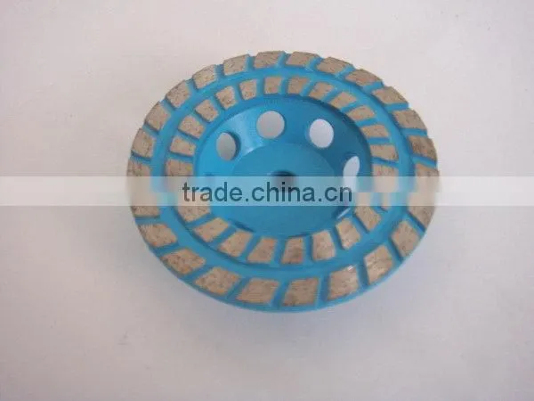 Concrete turbo cup grinding wheels