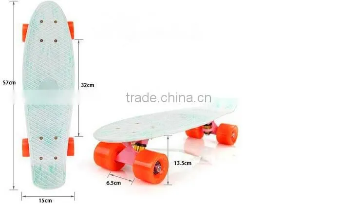 Nice gift for children high quality plastic skateboard