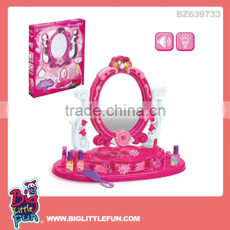 Dressing table toy Plastic toy makeup mirror set