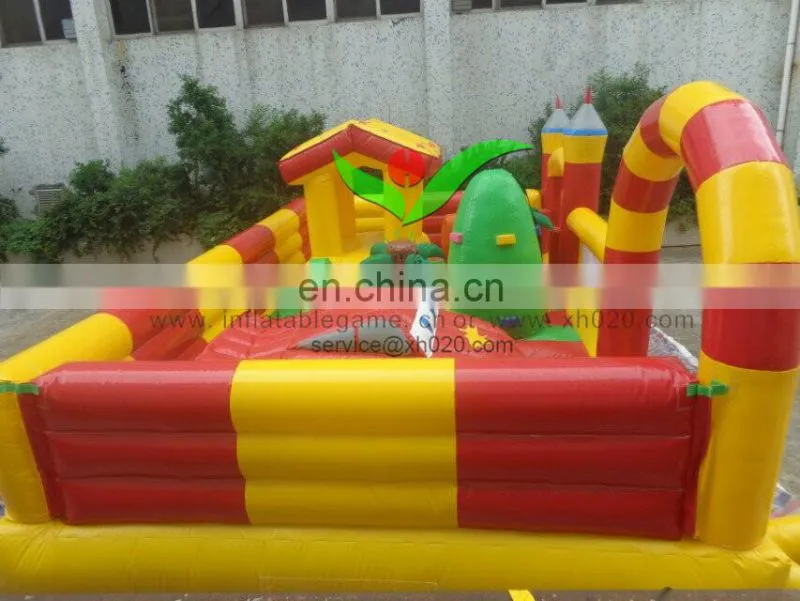2015 high quality kids 9ft high inflatable yellow car fun city