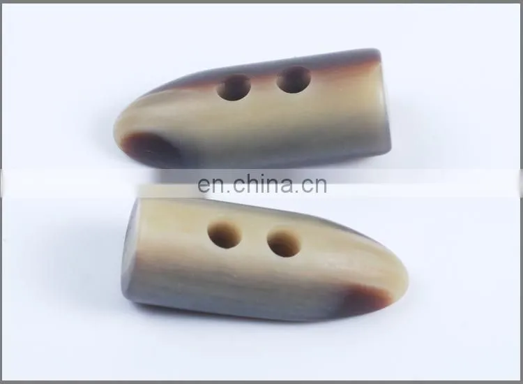 Fancy Resin Polyester Imitation Ox Horn Button BP40513